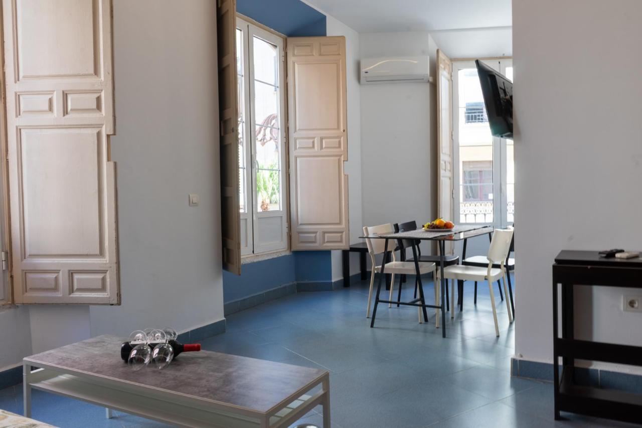 Mar Y Arte Apartamentos Malaga Bagian luar foto