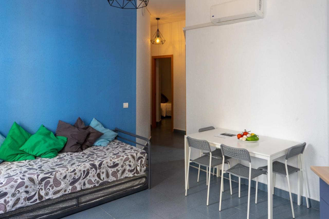 Mar Y Arte Apartamentos Malaga Bagian luar foto