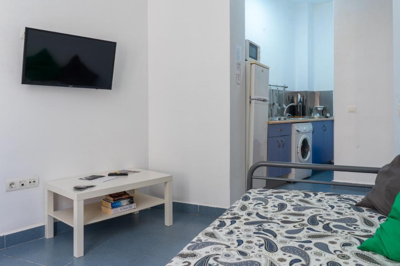 Mar Y Arte Apartamentos Malaga Bagian luar foto