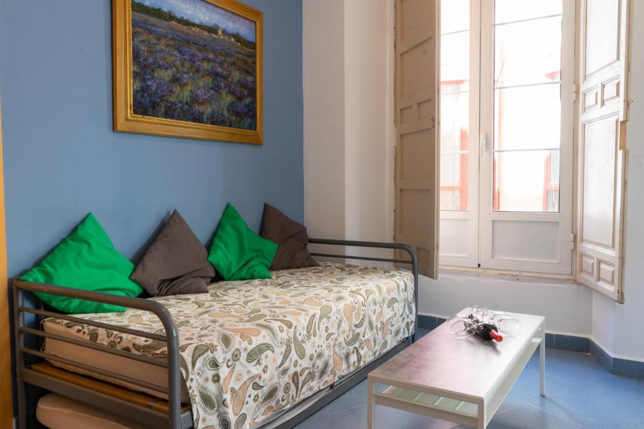 Mar Y Arte Apartamentos Malaga Bagian luar foto
